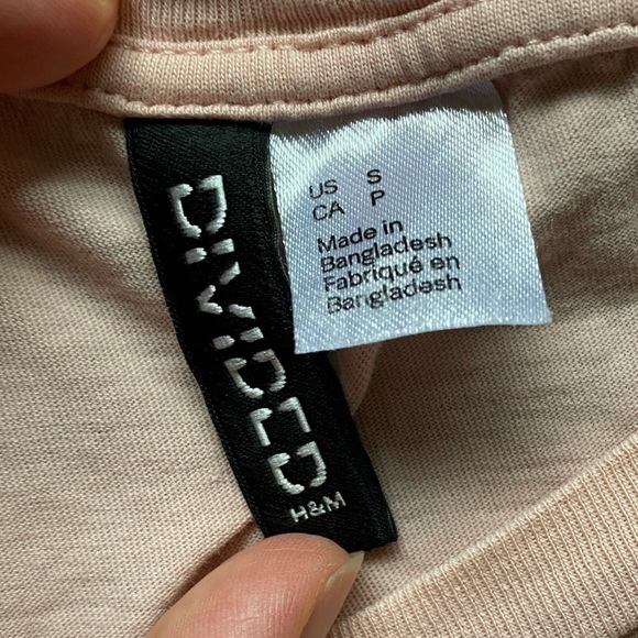 Divided H&M Baby Pink Crop Top Women's Small - Picture 3 of 5